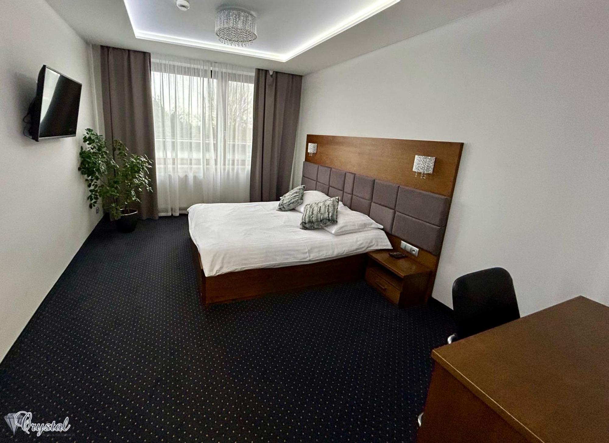 Hotel Crystal Janikowo Exteriér fotografie